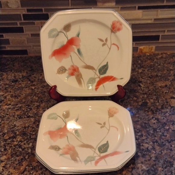 3 Mikasa 🌺 Salad Plates Silk Flowers Japan vintage discontinued - Picture 1 of 6